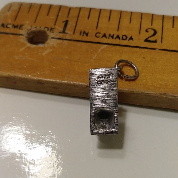 Sterling sewing machine charm - Picture 6 of 6